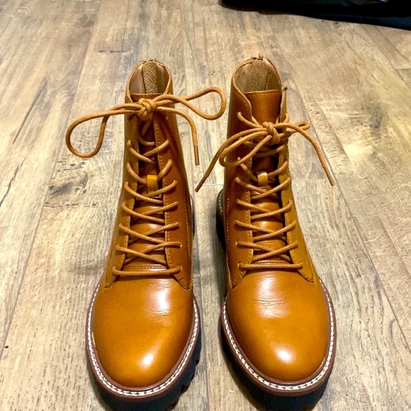 Madewell Citywalk Lugsole Boot - English Saddle - Picture 7 of 15